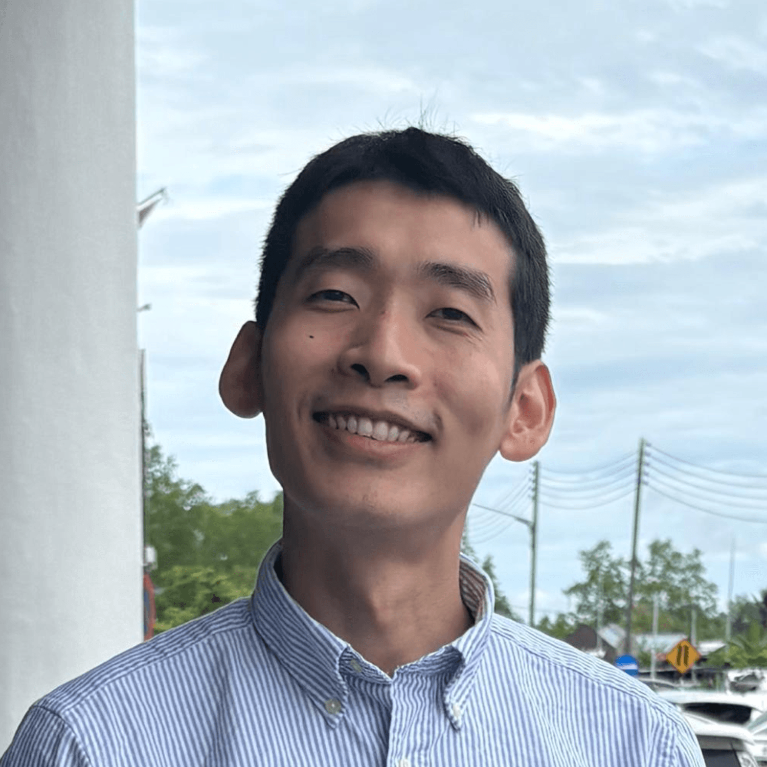 Raymond Lee